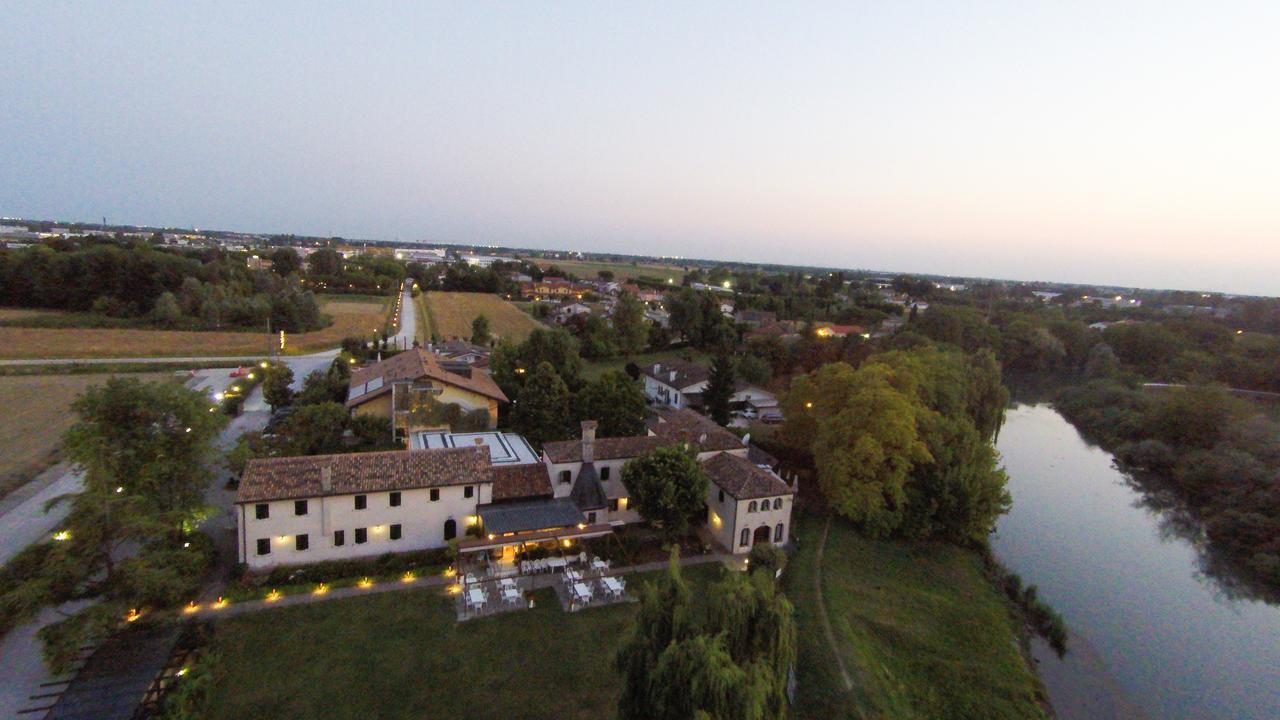 Готель Borgo Ca Dei Sospiri Куарто-д'Альтіно Екстер'єр фото